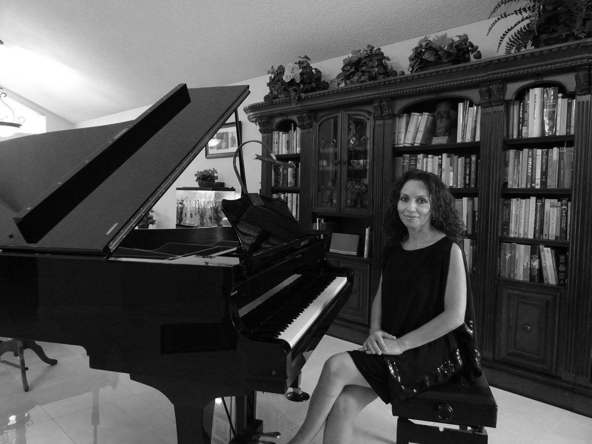Elena Edgar — piano & vocal teacher in San Diego