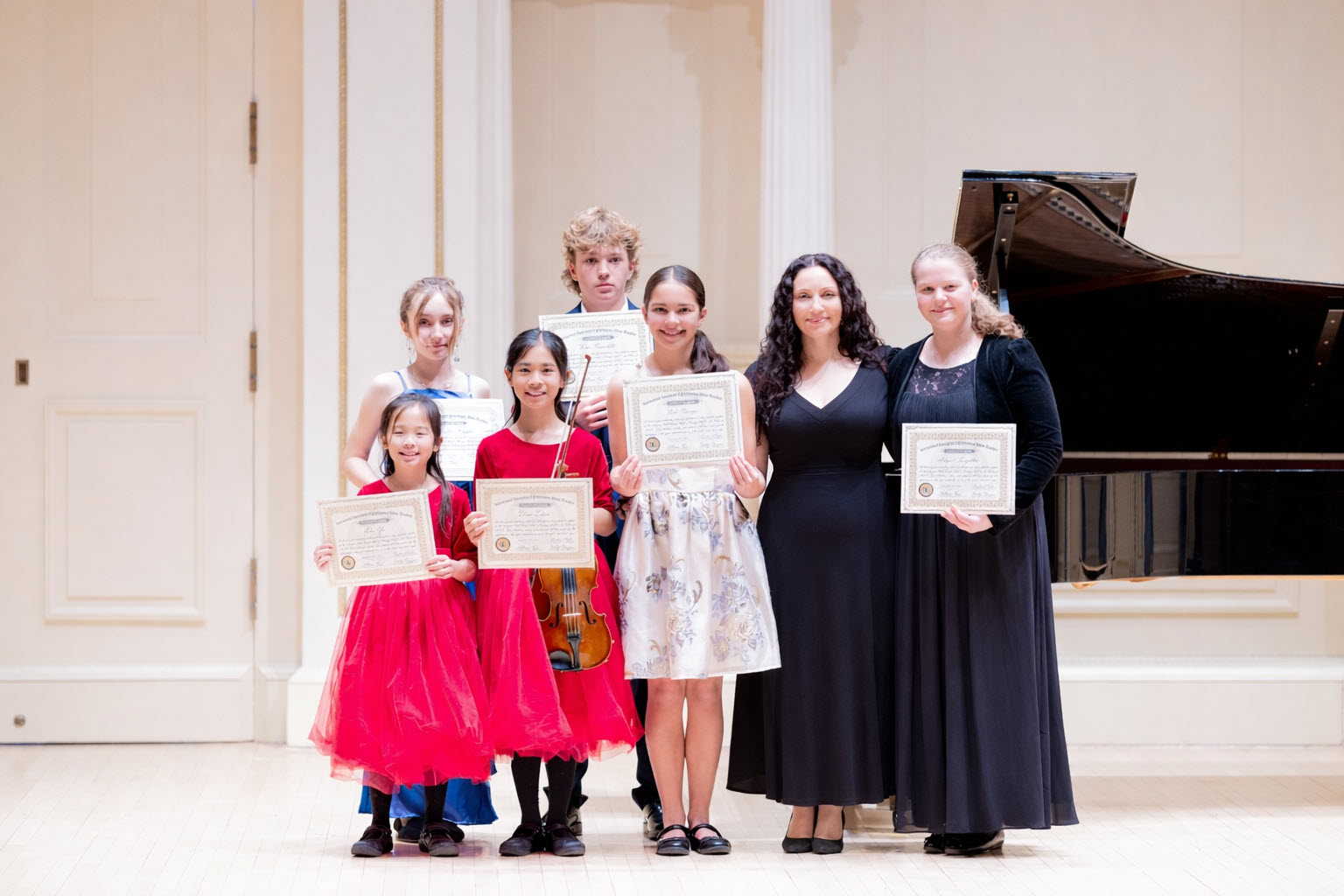 Student with Fellow Award Winners — IAPMT Competition